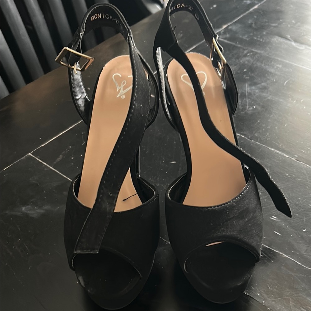 Elegant Black Women's Sandals